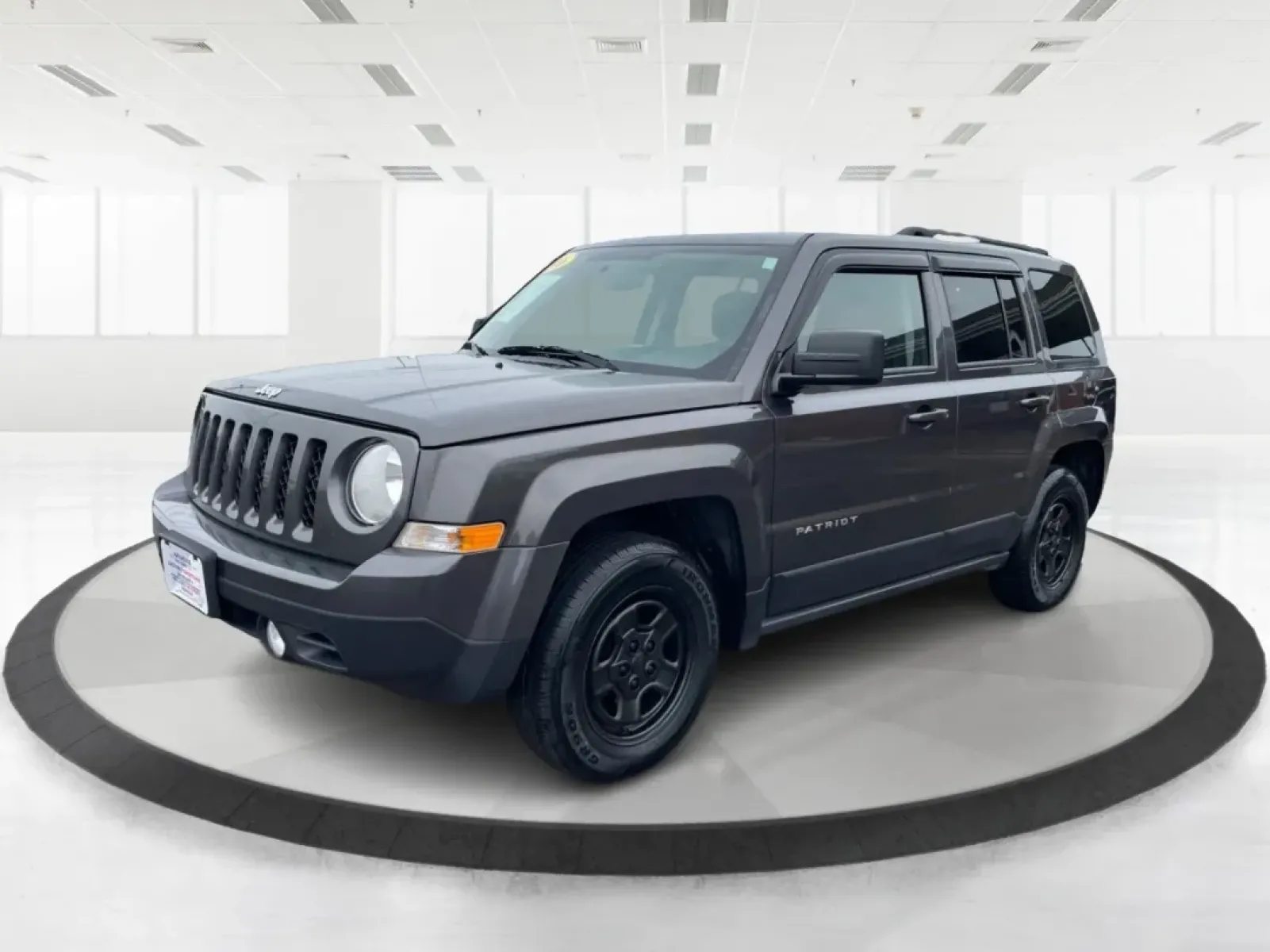 2016 Jeep Patriot Sport (1C4NJPBAXGD) with an Other engine, located at 401 Woodman Dr, Riverside, OH, 45431, (937) 908-9800, 39.760899, -84.123421 - **Explore New Adventures with the 2016 Jeep Patriot Sport SUV at Advantage Car and Credit in Fairborn, OH!**<br /> <br /> Are you ready to elevate your lifestyle with a vehicle that complements your adventurous spirit? Whether you're navigating the bustling streets of Fairborn or hitting the trails - Photo#8