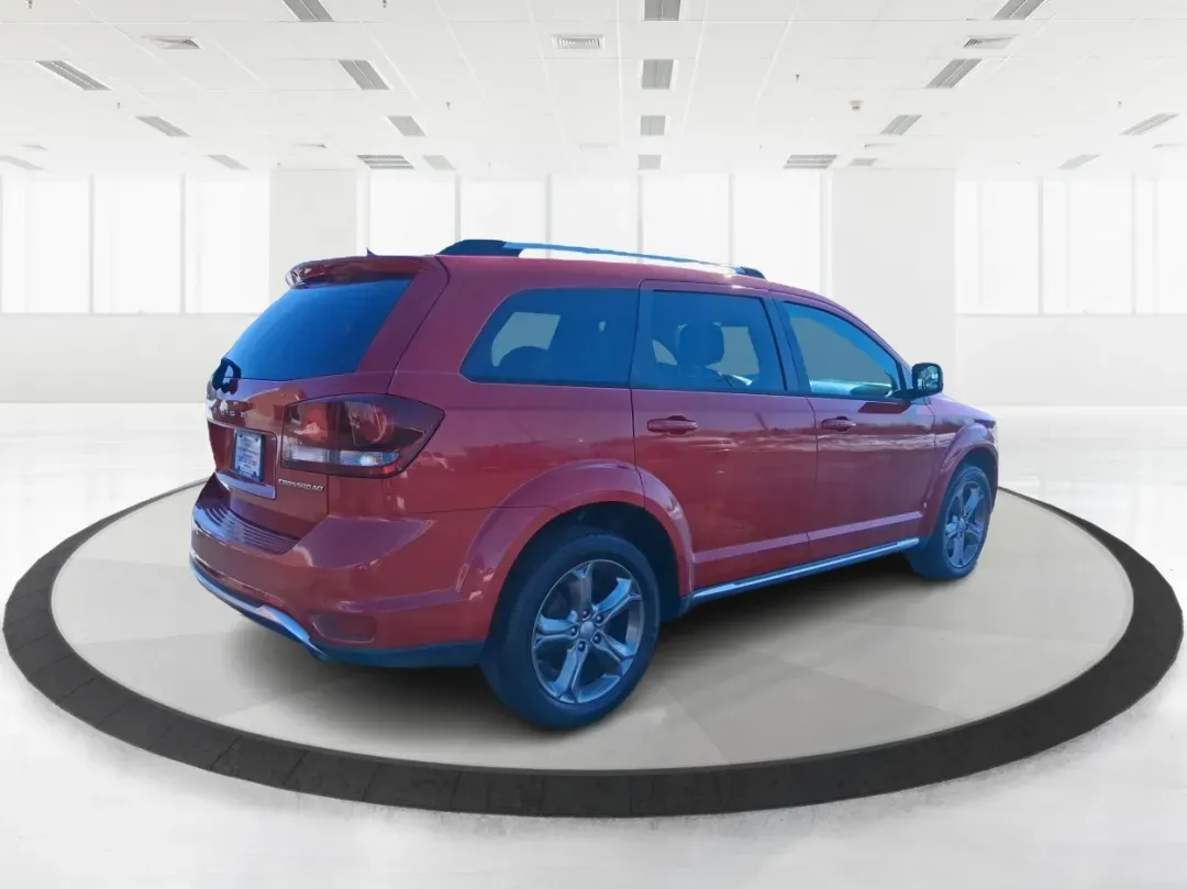 2015 Dodge Journey Crossroad FWD (3C4PDCGB5FT) with an 2.4L L4 DOHC 16V engine, 4-Speed Automatic transmission, located at 1099 N County Rd 25A , Troy, OH, 45373, (937) 908-9800, 40.057079, -84.212883 - Pack up the kids, cue up the playlist, and point your next adventure toward I75-this 2015 Dodge Journey Crossroad FWD is the kind of SUV that makes everyday life in Troy easier, whether you're tackling school drop-offs, long commutes, or weekend trips to Dayton. With three-row practicality in a spor - Photo#2