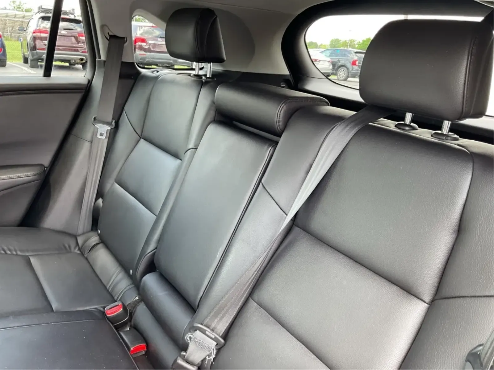 2018 Acura RDX AcuraWatch Plus Package (5J8TB4H34JL) with an 3.5L V-6 i-VTEC variable valve control engine, located at 401 Woodman Dr, Riverside, OH, 45431, (937) 908-9800, 39.760899, -84.123421 - **Elevate Your Commute and Family Adventures with the 2018 Acura RDX at Advantage Car and Credit!**<br /> <br /> Are you in search of a versatile vehicle that promises both comfort and style for your daily commutes or family escapades? Look no further than the stunning 2018 Acura RDX, available at A - Photo#10