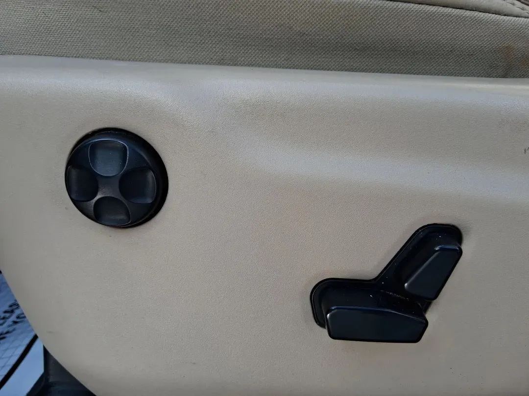 2015 Dodge Durango Limited (1C4RDJDG8FC) with an 3.6L V6 DOHC 24V engine, 8-Speed Automatic transmission, located at 8750 N County Rd 25A, Piqua, OH, 45356, (937) 908-9800, 40.164391, -84.232513 - Pack up the kids, load the cooler, and point the nose toward a weekend getaway-this 2015 Dodge Durango Limited is the kind of SUV that makes everyday life in West Central Ohio easier, from school drop-offs to road trips and everything in between. With confident 4WD/AWD capability, three-row flexibil - Photo#18