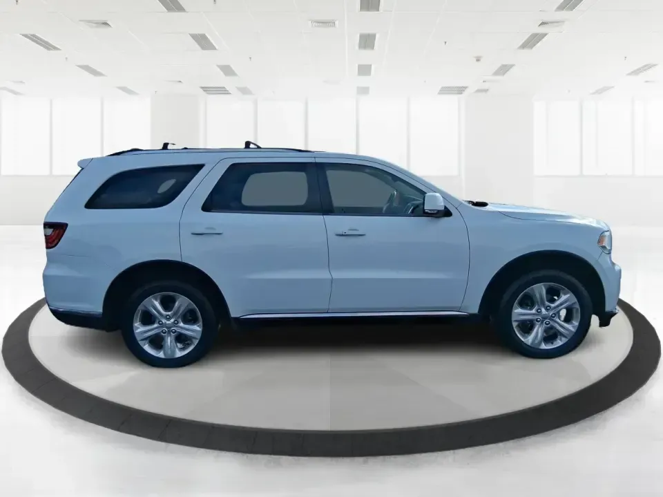 2015 Dodge Durango Limited (1C4RDJDG8FC) with an 3.6L V6 DOHC 24V engine, 8-Speed Automatic transmission, located at 1951 S Dayton Lakeview Rd., New Carlisle, OH, 45344, (937) 908-9800, 39.890999, -84.050255 - Pack up the kids, load the cooler, and point the nose toward a weekend getaway-this 2015 Dodge Durango Limited is the kind of SUV that makes everyday life in West Central Ohio easier, from school drop-offs to road trips and everything in between. With confident 4WD/AWD capability, three-row flexibil - Photo#1