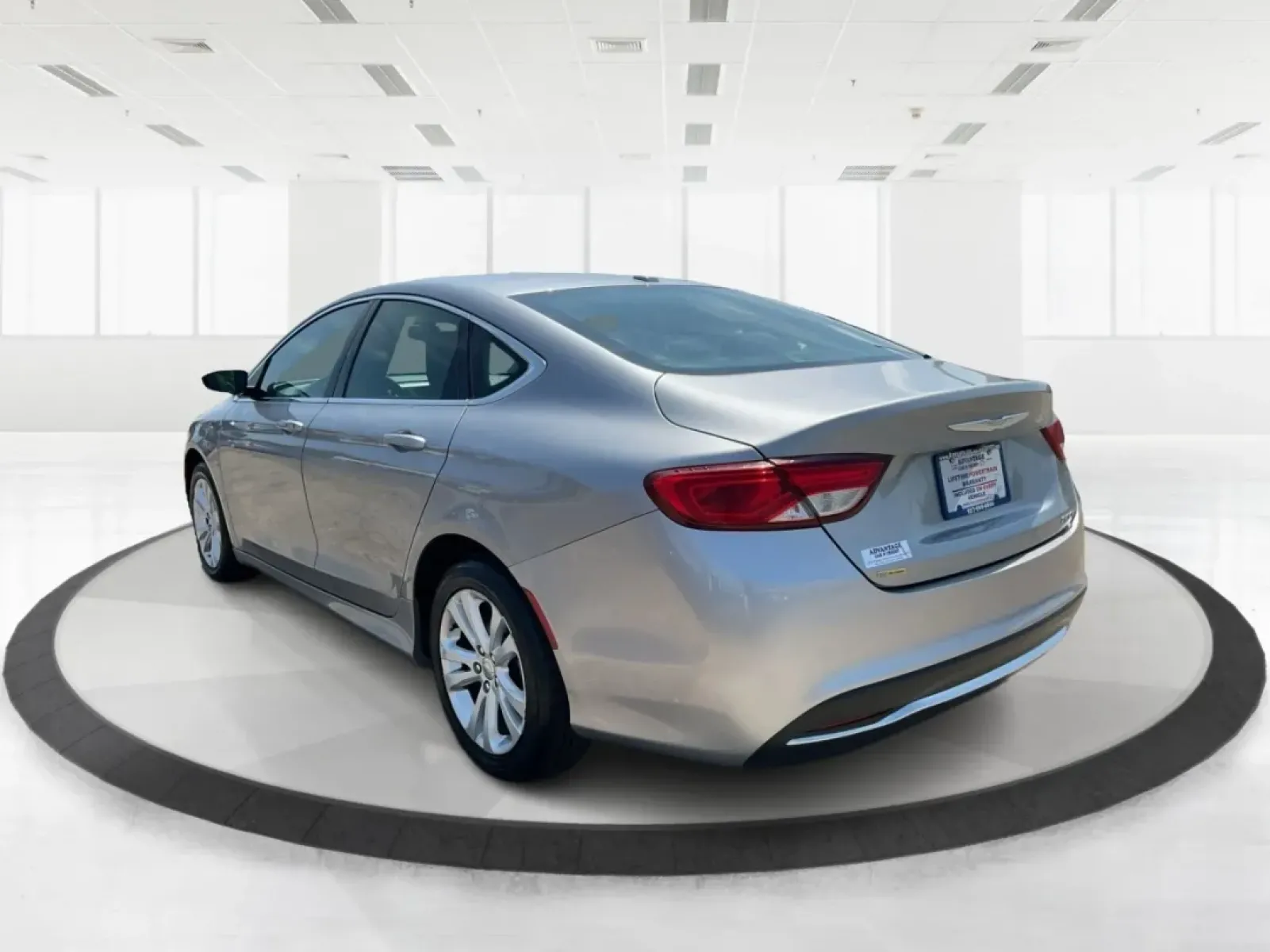 2016 Chrysler 200 Limited (1C3CCCABXGN) with an 2.4L L4 DOHC 16V engine, 9-Speed Automatic transmission, located at 401 Woodman Dr, Riverside, OH, 45431, (937) 908-9800, 39.760899, -84.123421 - Are you in the market for a reliable sedan that effortlessly combines comfort, style, and functionality? Look no further than this 2016 Chrysler 200 Limited, available now at Advantage Car and Credit in Fairborn, OH. Perfect for budget-conscious buyers, this sedan is a fantastic choice for daily com - Photo#4