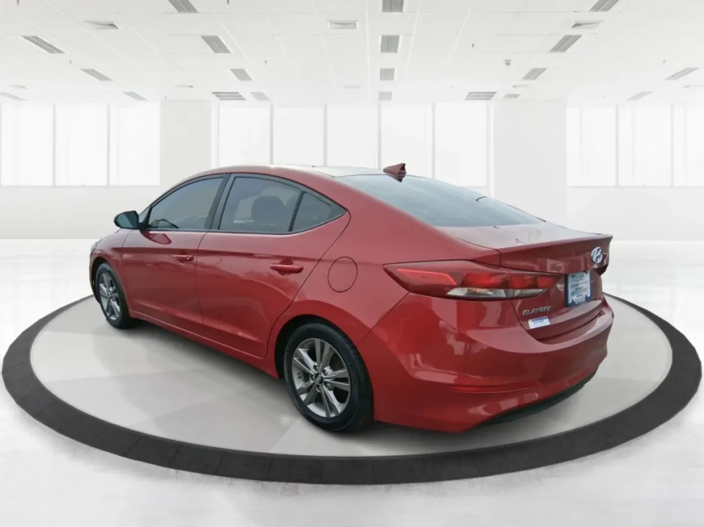 2017 Hyundai Elantra SE (KMHD84LF5HU) with an Nu 2L I-4 DOHC engine, 6A transmission, located at 1099 N County Rd 25A , Troy, OH, 45373, (937) 908-9800, 40.057079, -84.212883 - Planning a reliable daily commute from Troy to Dayton, a fuel-friendly run to the Miami Valley Centre Mall, or an easy weekend escape up I75? This 2017 Hyundai Elantra SE in eye-catching Scarlet Red Pearl is the kind of practical sedan that fits real life-comfortable for long drives, small enough fo - Photo#3