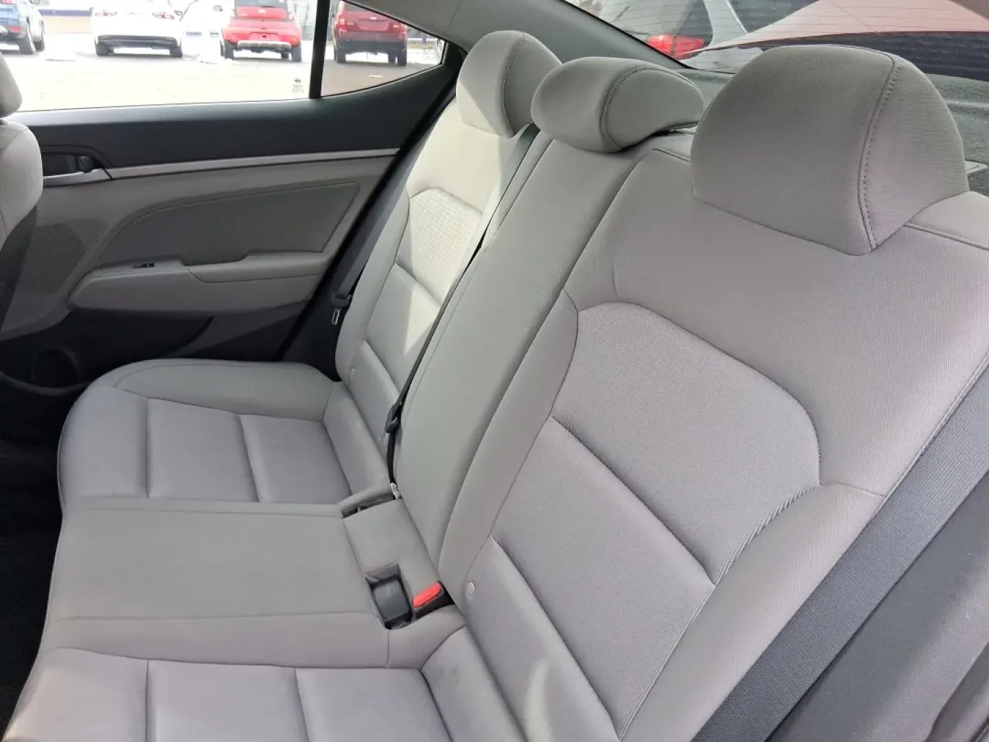 2017 Hyundai Elantra SE (KMHD84LF5HU) with an Nu 2L I-4 DOHC engine, 6A transmission, located at 1099 N County Rd 25A , Troy, OH, 45373, (937) 908-9800, 40.057079, -84.212883 - Planning a reliable daily commute from Troy to Dayton, a fuel-friendly run to the Miami Valley Centre Mall, or an easy weekend escape up I75? This 2017 Hyundai Elantra SE in eye-catching Scarlet Red Pearl is the kind of practical sedan that fits real life-comfortable for long drives, small enough fo - Photo#9