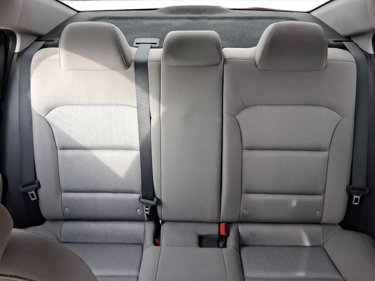 2017 Hyundai Elantra SE (KMHD84LF5HU) with an Nu 2L I-4 DOHC engine, 6A transmission, located at 1099 N County Rd 25A , Troy, OH, 45373, (937) 908-9800, 40.057079, -84.212883 - Planning a reliable daily commute from Troy to Dayton, a fuel-friendly run to the Miami Valley Centre Mall, or an easy weekend escape up I75? This 2017 Hyundai Elantra SE in eye-catching Scarlet Red Pearl is the kind of practical sedan that fits real life-comfortable for long drives, small enough fo - Photo#13