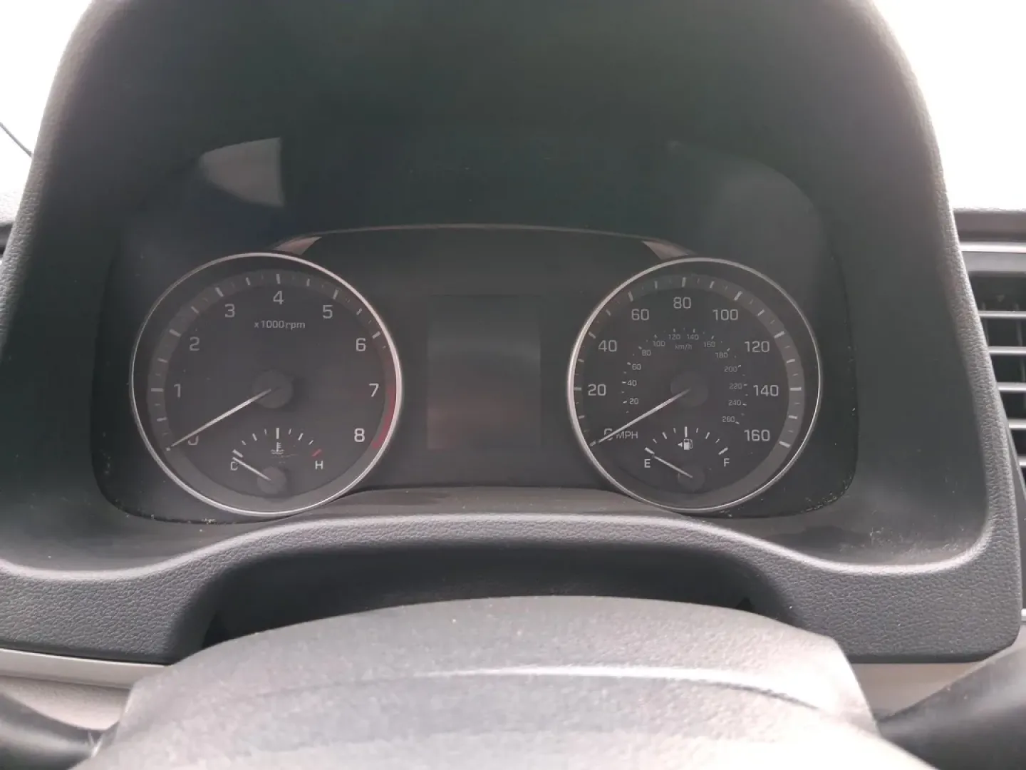 2017 Hyundai Elantra SE (KMHD84LF5HU) with an Nu 2L I-4 DOHC engine, 6A transmission, located at 1099 N County Rd 25A , Troy, OH, 45373, (937) 908-9800, 40.057079, -84.212883 - Planning a reliable daily commute from Troy to Dayton, a fuel-friendly run to the Miami Valley Centre Mall, or an easy weekend escape up I75? This 2017 Hyundai Elantra SE in eye-catching Scarlet Red Pearl is the kind of practical sedan that fits real life-comfortable for long drives, small enough fo - Photo#14