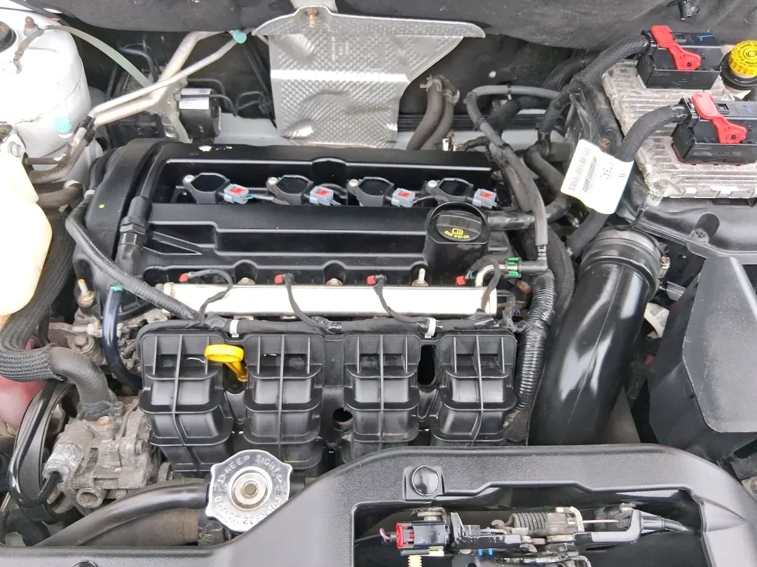 2016 Jeep Patriot Latitude (1C4NJPFA8GD) with an 2.0L L4 DOHC 16V engine, located at 1230 East Main St, Xenia, OH, 45385, (937) 908-9800, 39.688026, -83.910172 - Picture your next weekend escape: loading up the gear, pointing the hood toward John Bryan State Park or a day trip to Dayton, and enjoying the confident, go-anywhere feel that makes a Jeep a Jeep. This **2016 Jeep Patriot Latitude** is a smart fit for commuters, first-time buyers, and budget-consci - Photo#11