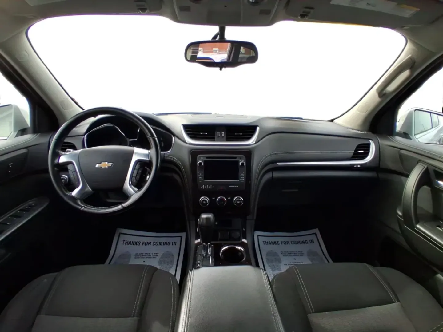 2017 Chevrolet Traverse 1LT (1GNKRGKD2HJ) with an 3.6L V-6 gasoline direct injection engine, 6A transmission, located at 1230 East Main St, Xenia, OH, 45385, (937) 908-9800, 39.688026, -83.910172 - Need one vehicle that can handle school drop-offs, long commutes to Dayton, and weekend road trips to Caesar Creek State Park without feeling cramped? This **2017 Chevrolet Traverse 1LT** is built for real-life Ohio schedules-roomy for growing families, comfortable for daily driving, and versatile e - Photo#20