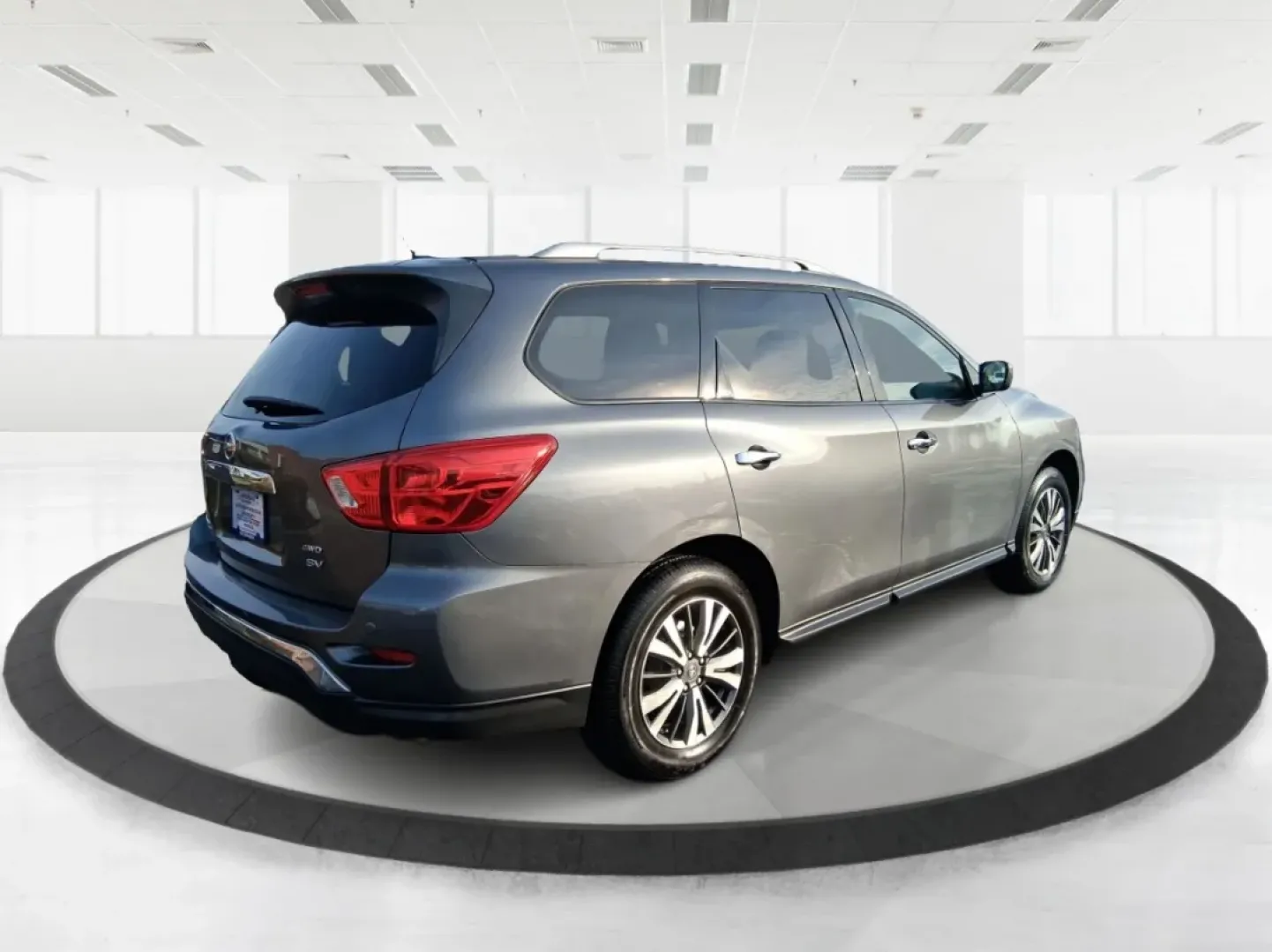 2018 Nissan Pathfinder SV (5N1DR2MM7JC) with an 3.5L V-6 gasoline direct injection engine, CVT transmission, located at 1099 N County Rd 25A , Troy, OH, 45373, (937) 908-9800, 40.057079, -84.212883 - Pack up the kids, the cooler, and the weekend plans-this 2018 Nissan Pathfinder SV is built for real life in Troy, Ohio, whether you're shuttling to practice, commuting down I75, or heading out for a road trip to the Dayton area. With three-row versatility, confident capability, and family-friendly - Photo#2