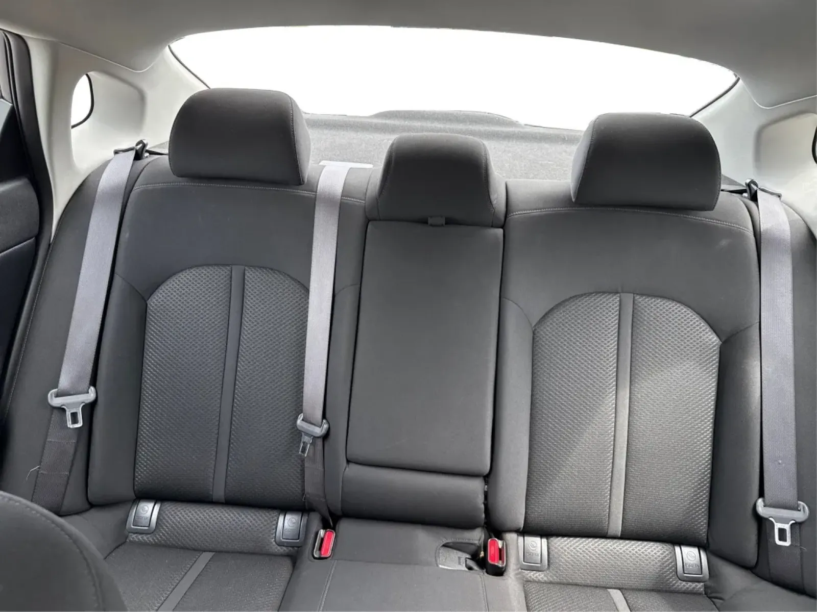 2018 Kia Optima LX (KNAGT4L33J5) with an Theta II 2.4L I-4 gasoline direct injection engine, located at 401 Woodman Dr, Riverside, OH, 45431, (937) 908-9800, 39.760899, -84.123421 - **Experience the Perfect Blend of Style and Comfort with the 2018 Kia Optima LX at Advantage Car and Credit!**<br /> <br /> Are you searching for a reliable sedan that fits seamlessly into your busy lifestyle? Look no further! The 2018 Kia Optima LX is not just a means of transportation; it's your p - Photo#14