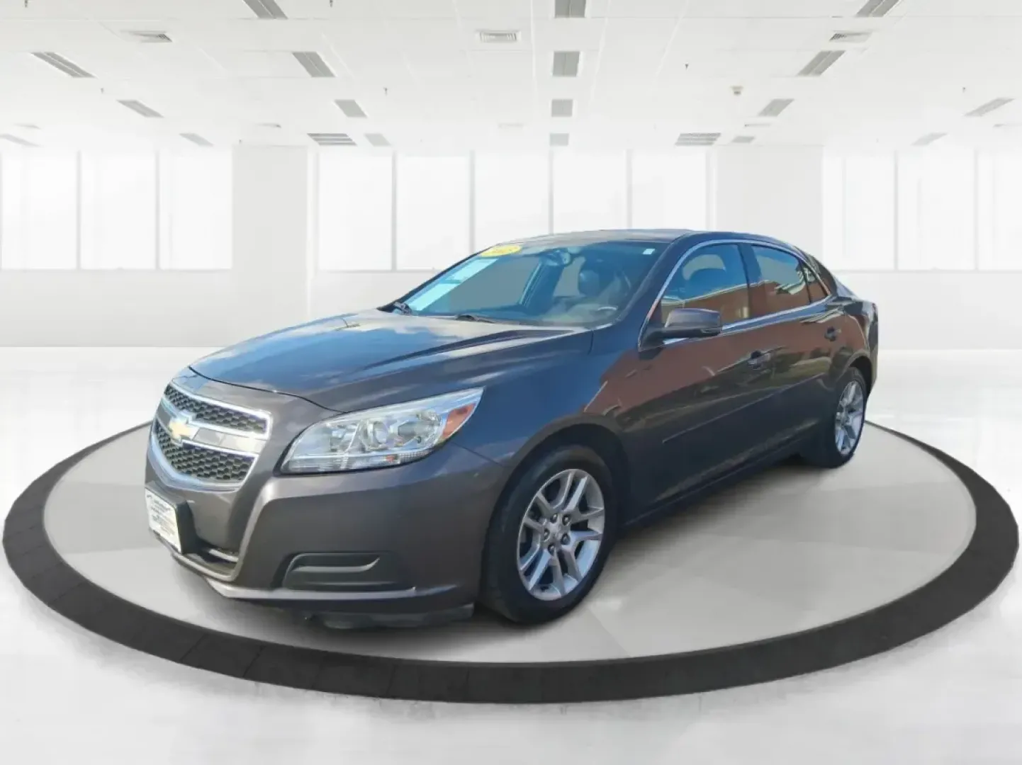 2013 Chevrolet Malibu 1LT (1G11C5SA6DF) with an ECOTEC 2.5L I-4 gasoline direct injection engine, 6-Speed Automatic transmission, located at 1951 S Dayton Lakeview Rd., New Carlisle, OH, 45344, (937) 908-9800, 39.890999, -84.050255 - Need a dependable daily driver that can handle the school run, the I70 commute, and the occasional weekend getaway without draining your budget? This 2013 Chevrolet Malibu 1LT is a smart, comfortable sedan for real-life Ohio driving-easy to park, smooth on longer trips, and efficient enough for ever - Photo#8