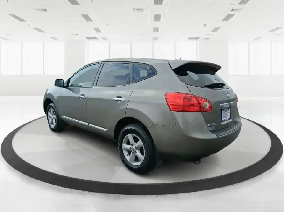 2013 Nissan Rogue S (JN8AS5MV5DW) with an 2.5L I-4 DOHC engine, Continuously Variable Transmission transmission, located at 4508 South Dixie Dr, Moraine, OH, 45439, (937) 908-9800, 39.689976, -84.218452 - Ready for a practical SUV that fits real life in the Miami Valley-school drop-offs, I-75 commutes, grocery runs, and spontaneous weekend getaways to Carillon Historical Park or a stroll around The Greene? This **2013 Nissan Rogue S** is the kind of compact SUV that makes everyday driving easier, wit - Photo#4