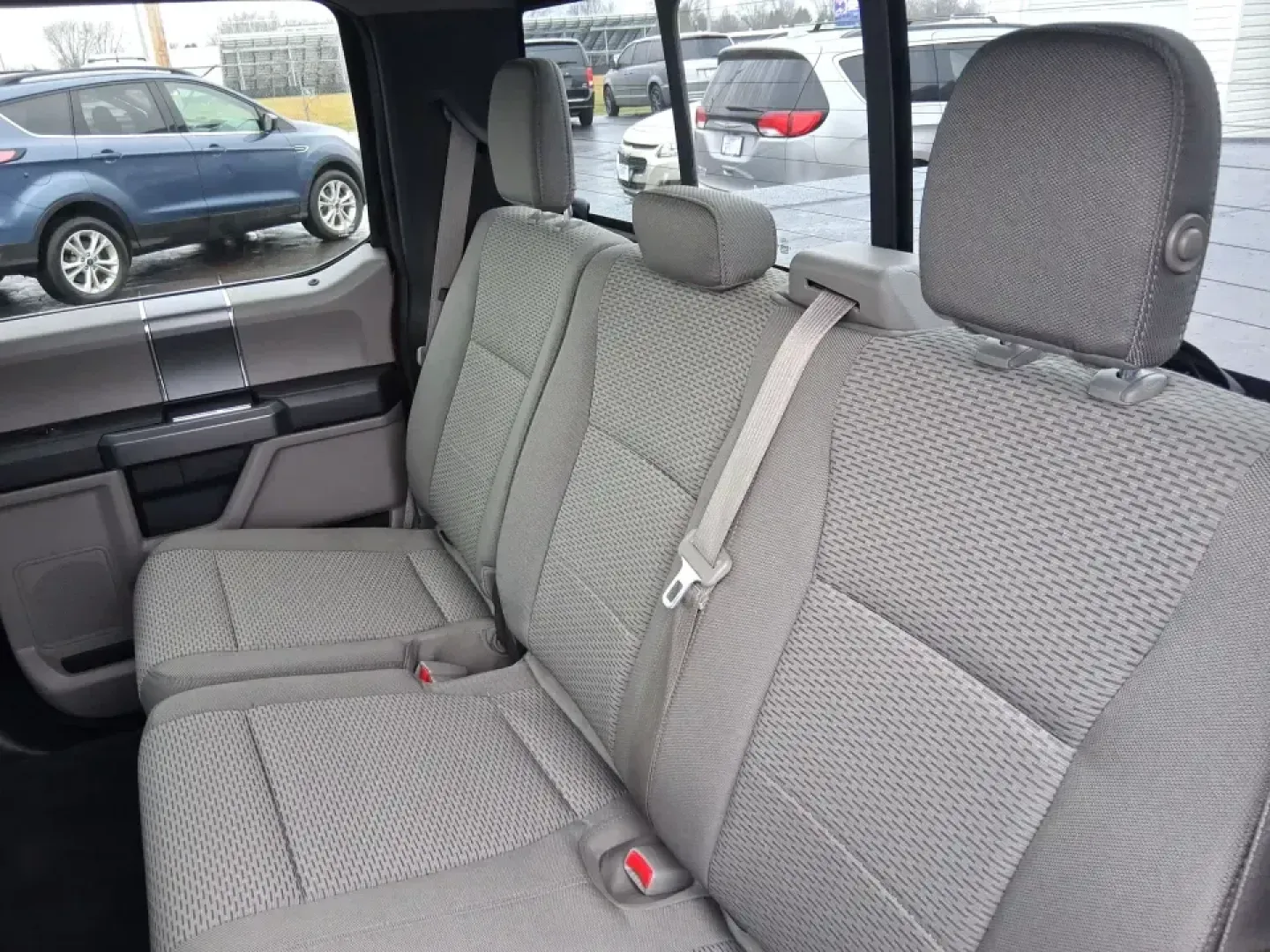 2016 Ford F-150 XLT (1FTEW1EP1GK) with an 2.7L V6 DOHC 24V engine, 6A transmission, located at 401 Woodman Dr, Riverside, OH, 45431, (937) 908-9800, 39.760899, -84.123421 - Need one truck that can handle weekday work runs, Saturday projects, and a last-minute road trip up I75 without breaking a sweat? This 2016 Ford F150 XLT Crew Cab 4WD is built for the doitall lifestyle-room for the crew, confidence in Ohio weather, and the capability to tow, haul, and explore while - Photo#10
