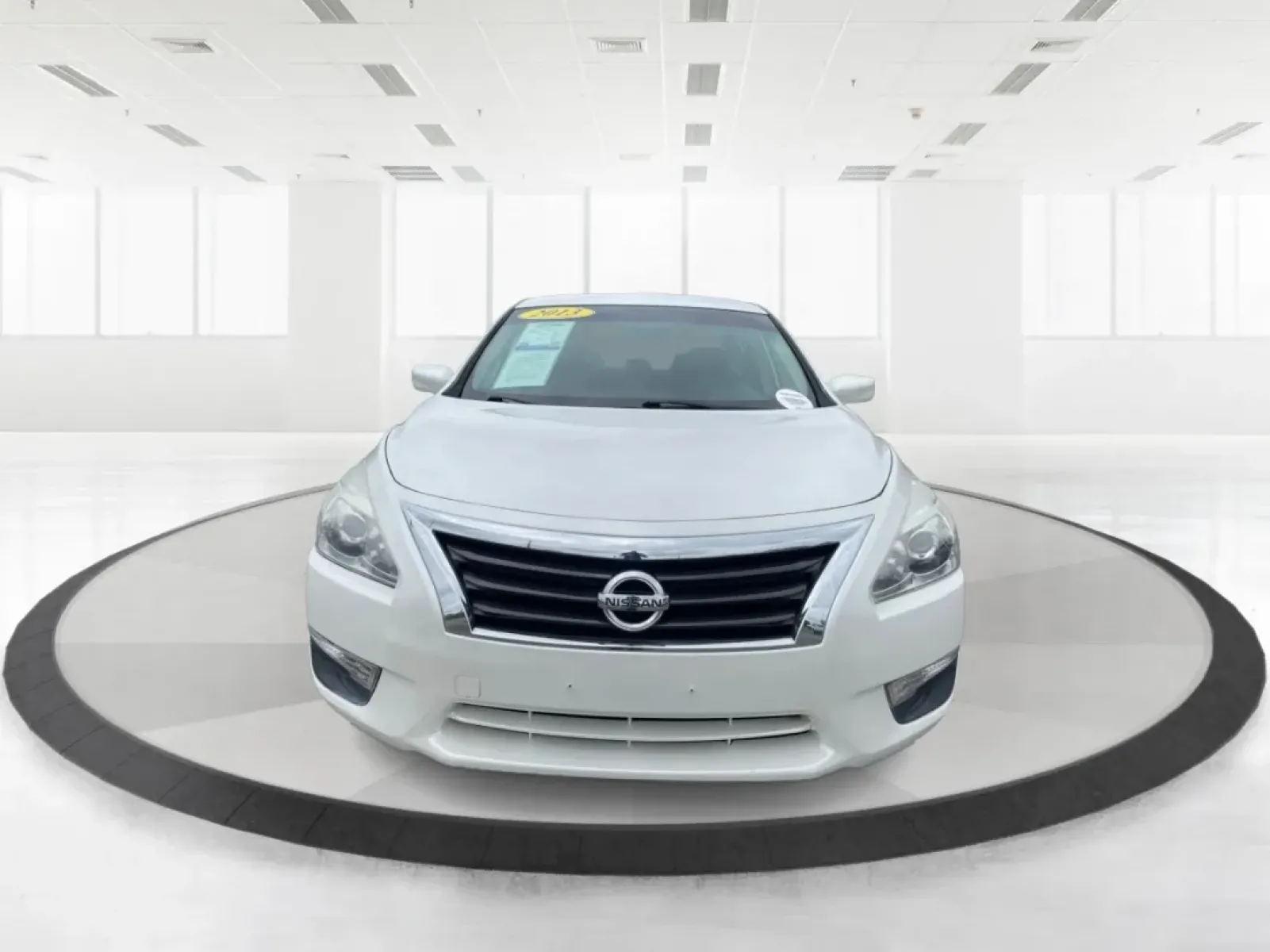 2013 Nissan Altima 2.5 S (1N4AL3APXDC) with an 2.5L I-4 DOHC engine, located at 401 Woodman Dr, Riverside, OH, 45431, (937) 908-9800, 39.760899, -84.123421 - **Experience the Ultimate Blend of Comfort and Reliability with the 2013 Nissan Altima 2.5 S Perfect for Your Lifestyle!**<br /> <br /> Are you in search of a vehicle that effortlessly balances daily commuting and weekend getaways? Look no further than this stunning 2013 Nissan Altima 2.5 S, now av - Photo#7