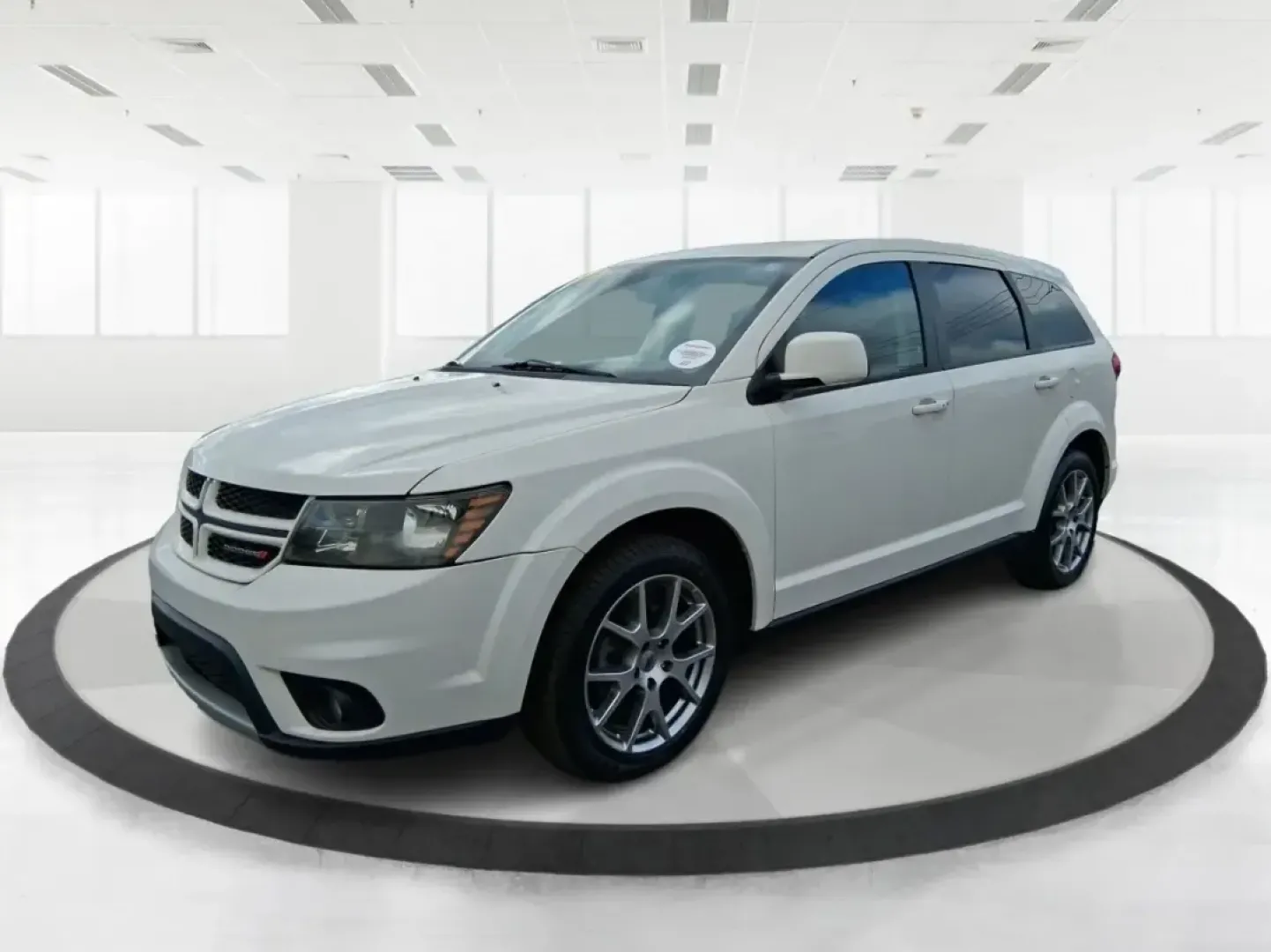 2019 Dodge Journey GT (3C4PDCEG2KT) with an 3.6L V6 DOHC 24V engine, 6-Speed Automatic transmission, located at 1184 Kauffman Ave, Fairborn, OH, 45324, (937) 908-9800, 39.807072, -84.030914 - Load up the family, point the nose toward a weekend getaway, and enjoy the kind of space and V6 confidence that makes everyday errands feel easy-this 2019 Dodge Journey GT is a smart pick for commuters, growing families, and budget-conscious buyers who want an SUV that's ready for real life in Fairb - Photo#8