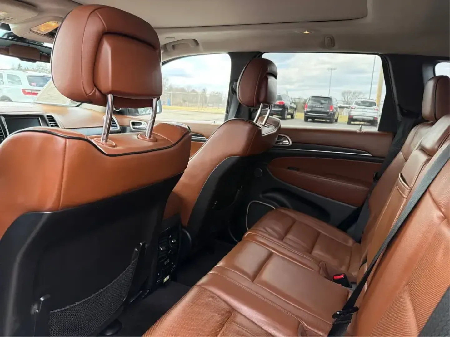 2016 Jeep Grand Cherokee Summit (1C4RJFJGXGC) with an 3.6L V6 DOHC 24V engine, 8A transmission, located at 1184 Kauffman Ave, Fairborn, OH, 45324, (937) 908-9800, 39.807072, -84.030914 - Pack the cooler, load up the family, and point the hood toward your next weekend escape-this 2016 Jeep Grand Cherokee Summit 4WD is built for Ohio life, from daily commutes across town to road trips out toward Hocking Hills. With its confident SUV stance, upscale Summit trim, and go-anywhere capabil - Photo#10