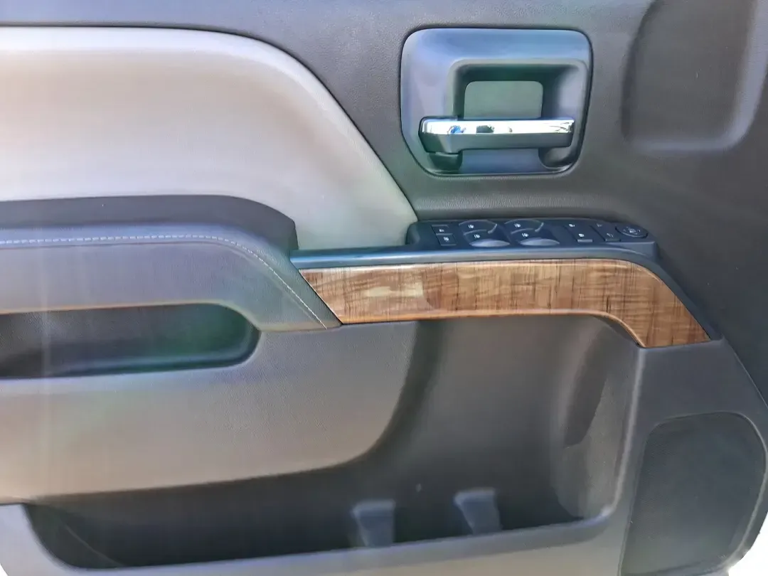 2016 GMC Sierra 1500 SLE (1GTV2MEC8GZ) with an EcoTec3 4.3L V-6 gasoline direct injection engine, 6A transmission, located at 1230 East Main St, Xenia, OH, 45385, (937) 908-9800, 39.688026, -83.910172 - Need a truck that can handle Midwest weather, weekend projects, and that long stretch down I75 without breaking a sweat? This **2016 GMC Sierra 1500 SLE Double Cab 4WD** is built for real life in Moraine-whether you're hauling gear to a job site, towing the boat for a day near **Carillon Historical - Photo#18