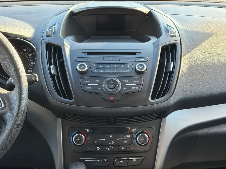 2018 Ford Escape SE (1FMCU9GD4JU) with an 1.5L L4 DOHC 16V engine, 6A transmission, located at 880 E. National Road, Vandalia, OH, 45377, (937) 908-9800, 39.891918, -84.183594 - Picture your next Ohio weekend: loading up the kids for a splash at Splash Xenia, cruising out to John Bryan State Park for a hike, or tackling a snowy morning commute from Beavercreek to downtown Dayton with confidence. This 2018 Ford Escape SE in Blue Metallic is the kind of compact SUV that fits - Photo#13