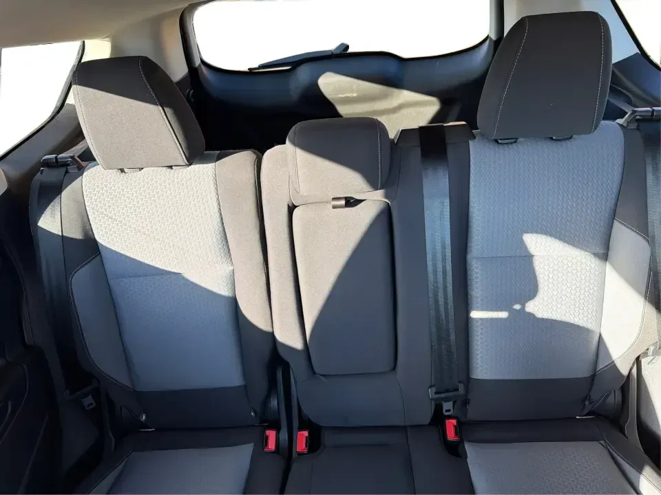 2018 Ford Escape SE 4WD (1FMCU9GD4JU) with an 1.5L L4 DOHC 16V engine, 6A transmission, located at 1951 S Dayton Lakeview Rd., New Carlisle, OH, 45344, (937) 908-9800, 39.890999, -84.050255 - Picture your next Ohio week looking easier: a confident commuter for I-70 runs, a comfortable family hauler for school drop-offs, and a ready-for-any-weather SUV for weekend trips out toward Springfield, Dayton, or a quick getaway to Buck Creek State Park. This 2018 Ford Escape SE 4WD fits that real- Photo#14